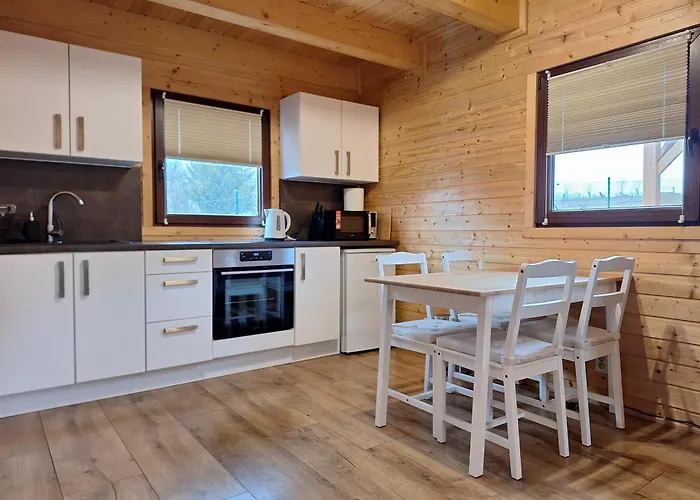 Chyzky V Runine בקתה